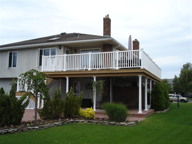 Roof deck building